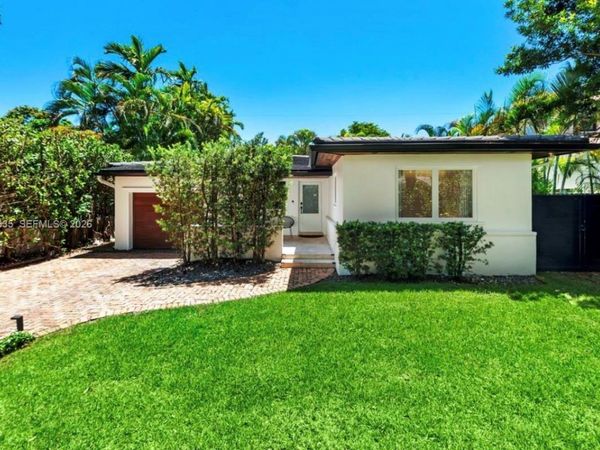 5711 Michelangelo St , Coral Gables, FL 33146
