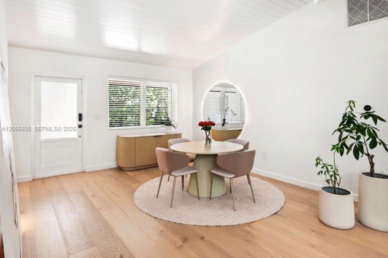 5711 Michelangelo St , Coral Gables, FL 33146 Photo