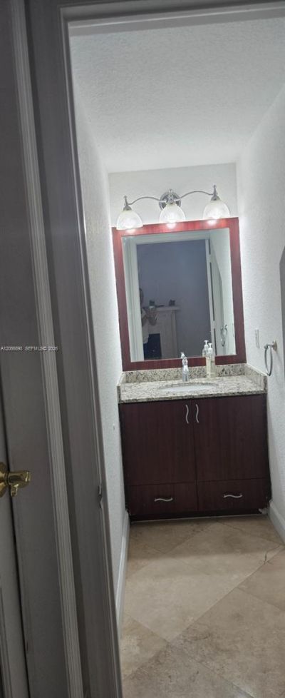 17370 NW 69th Ct , Unit 305, Hialeah, FL 33015 Photo