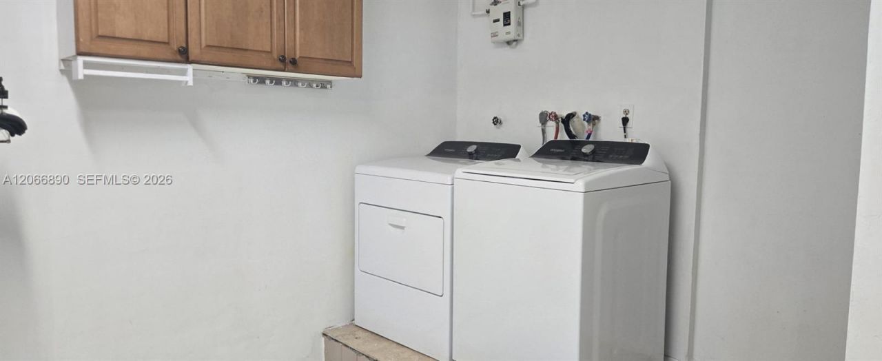 17370 NW 69th Ct , Unit 305, Hialeah, FL 33015 Photo