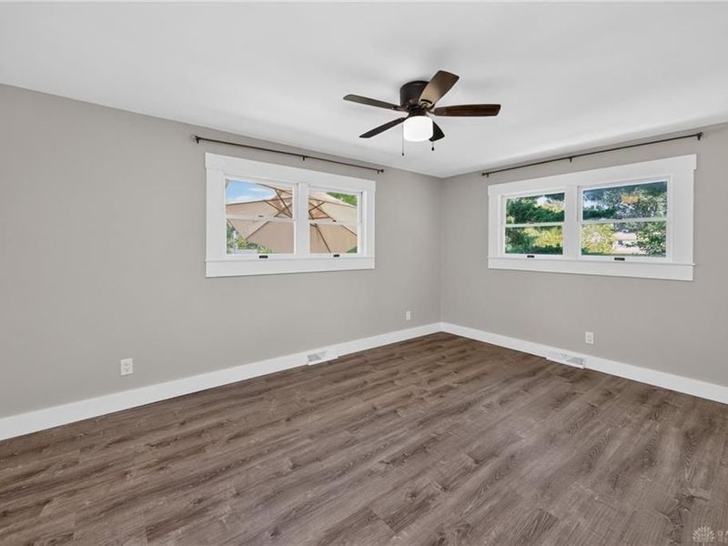 8261 Morrow Cozaddale Road, Hamilton Township, OH 45152 Photo 17