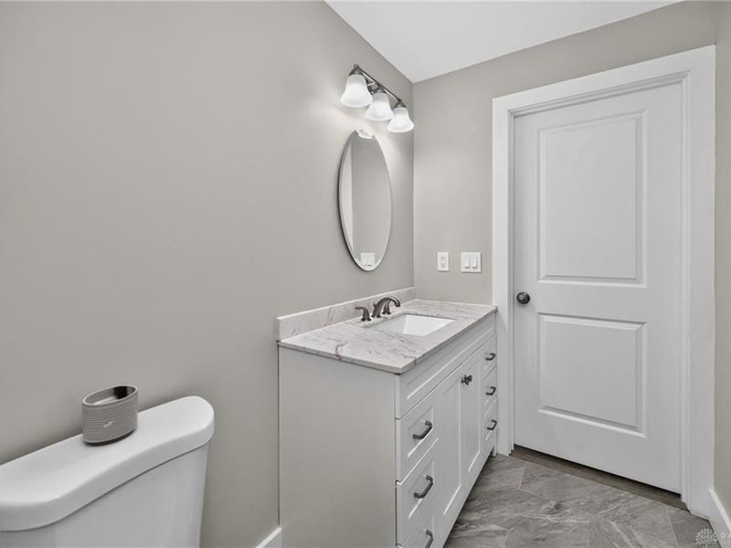 8261 Morrow Cozaddale Road, Hamilton Township, OH 45152 Photo 21