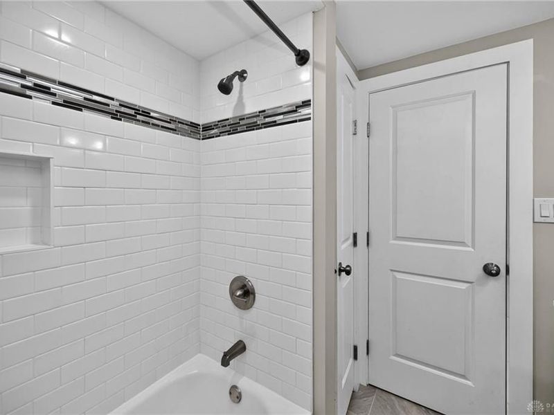 8261 Morrow Cozaddale Road, Hamilton Township, OH 45152 Photo 35