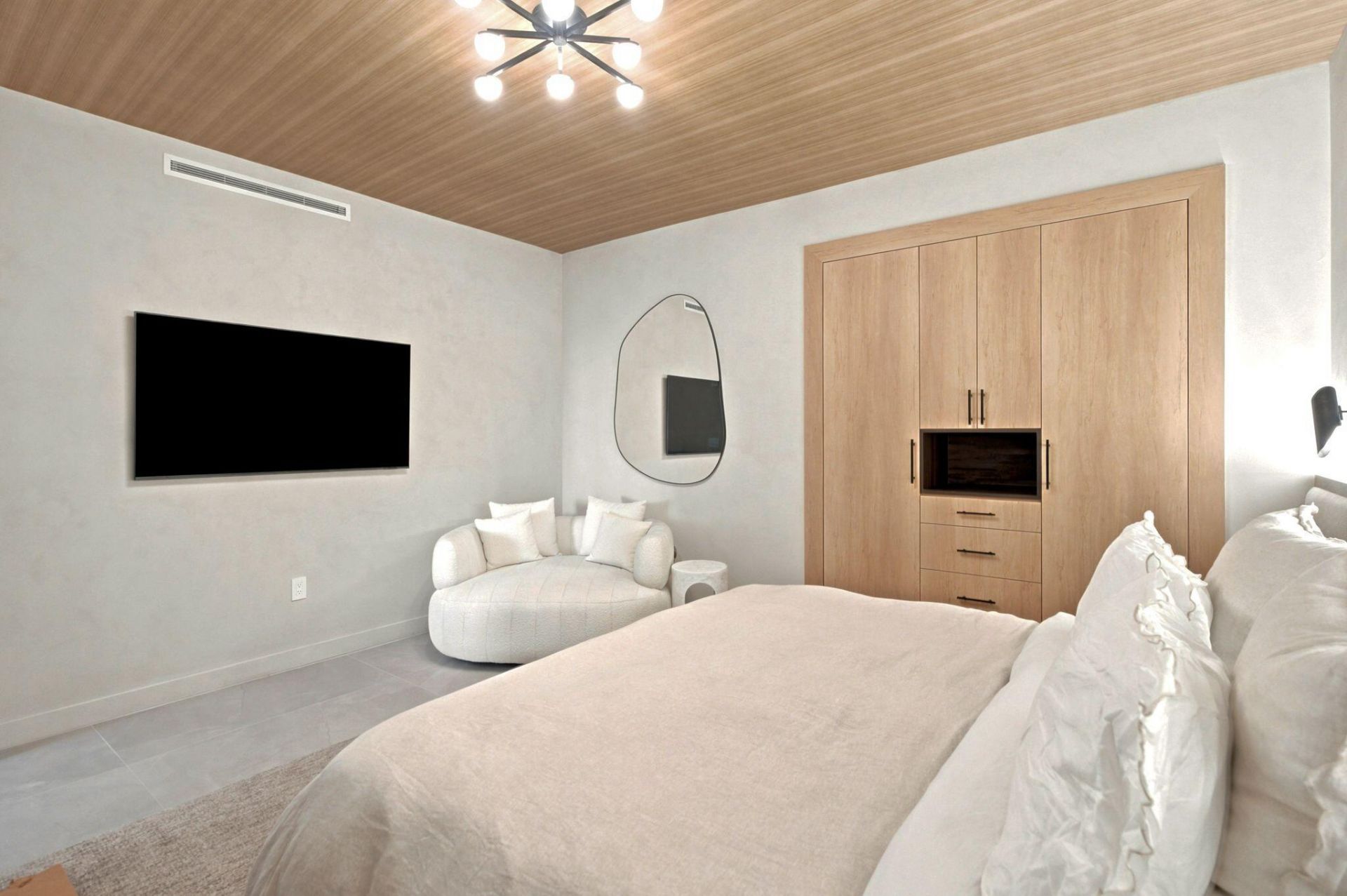 220 SE Mizner Boulevard, Unit 503, Boca Raton, FL 33432 Photo