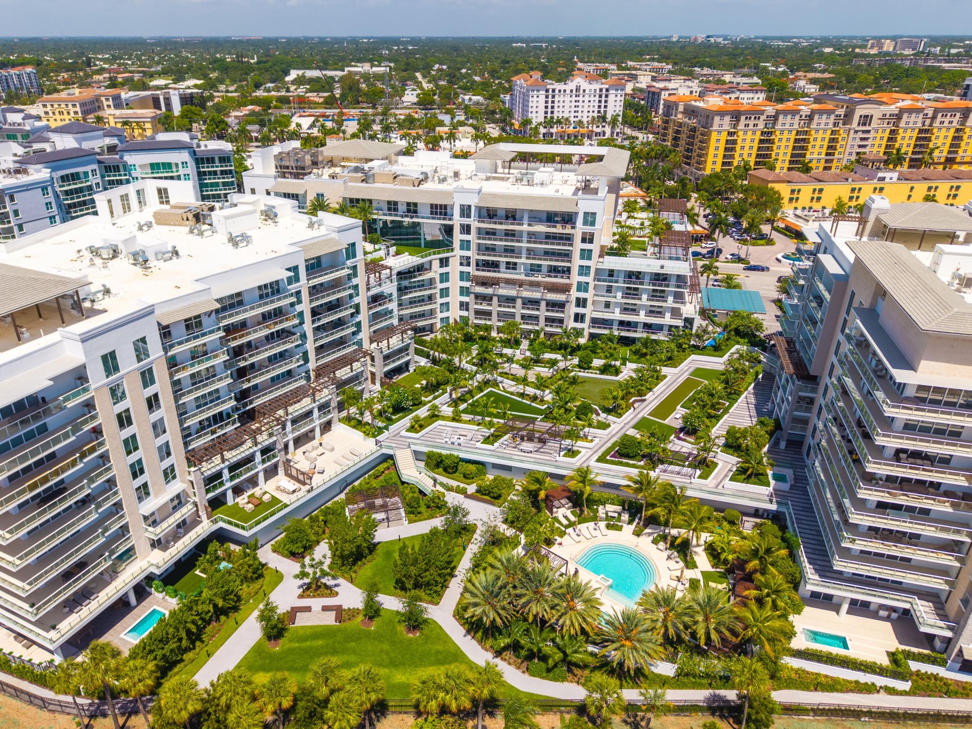 220 SE Mizner Boulevard, Unit 503, Boca Raton, FL 33432 Photo