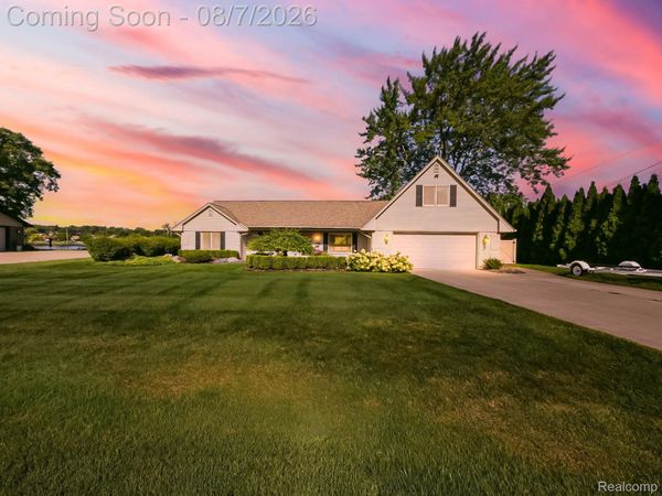 4977 Wavewood Drive, Commerce Township, Mi 48382