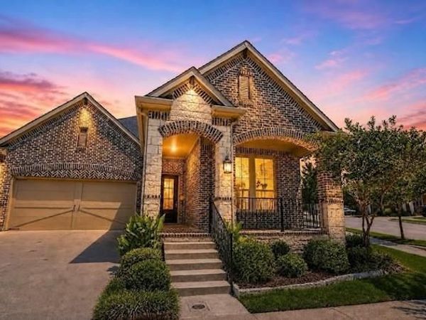 7617 Redondo Drive, Rowlett, TX 75088