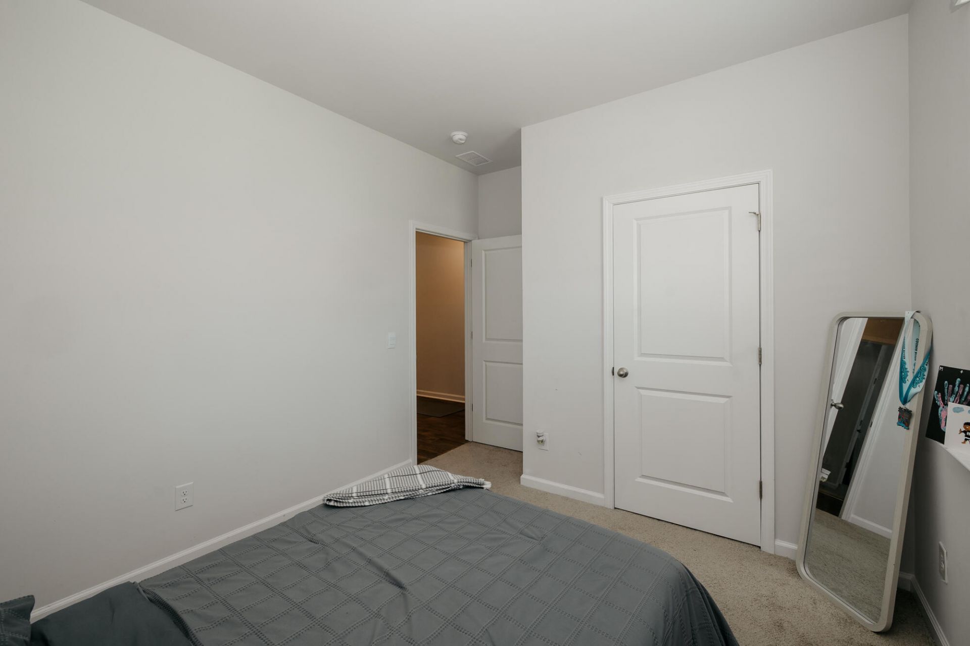 206 Mica Court Photo 12