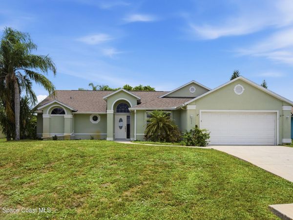 107 Keystone Drive , Sebastian, FL 32958