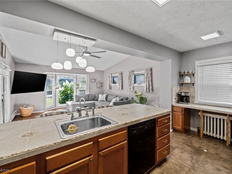 2031 Temblethurst Road, South Euclid, OH 44121 Photo 12