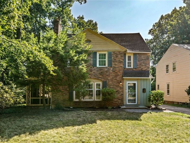 2031 Temblethurst Road, South Euclid, OH 44121 Photo 2