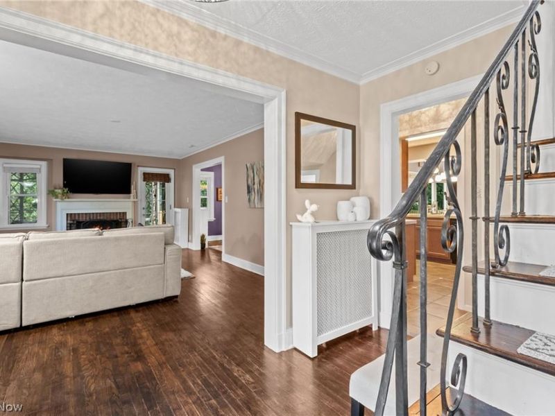 2031 Temblethurst Road, South Euclid, OH 44121 Photo 3
