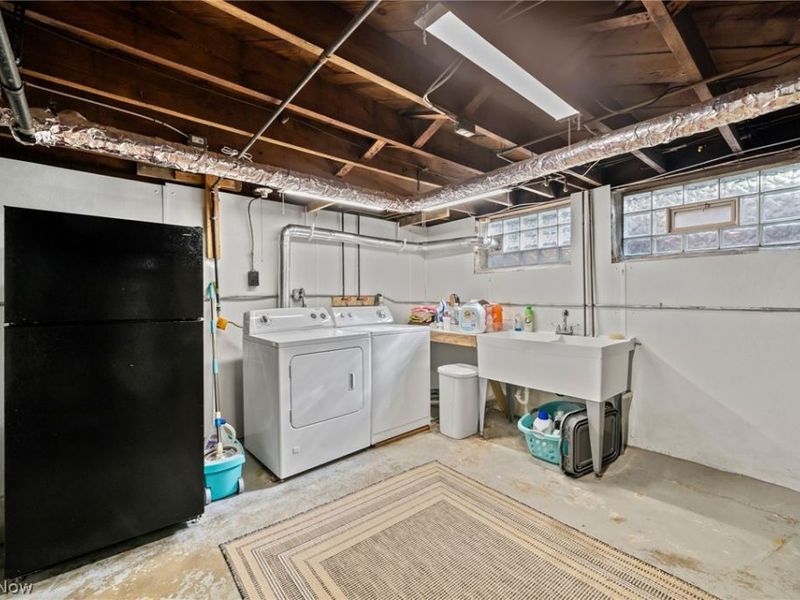 2031 Temblethurst Road, South Euclid, OH 44121 Photo 32