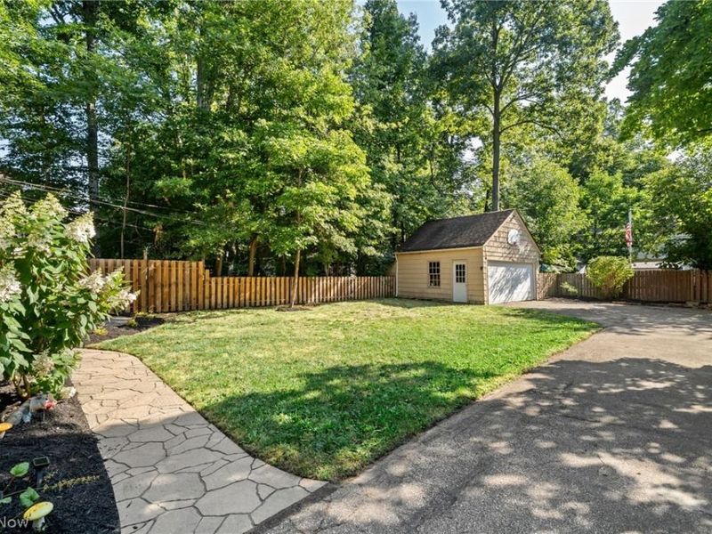 2031 Temblethurst Road, South Euclid, OH 44121 Photo 37