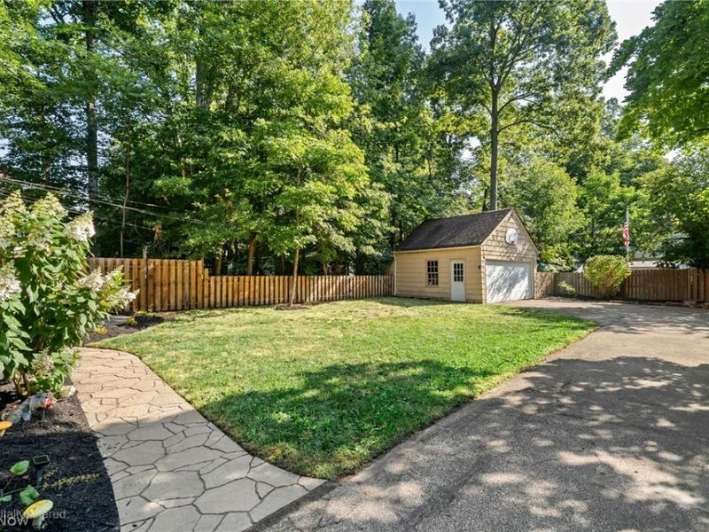2031 Temblethurst Road, South Euclid, OH 44121 Photo 40