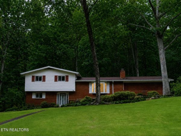 139 Nebraska Ave , Oak Ridge, TN 37830
