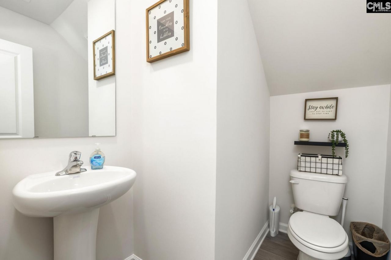 2064 Grovefield Drive Photo 14