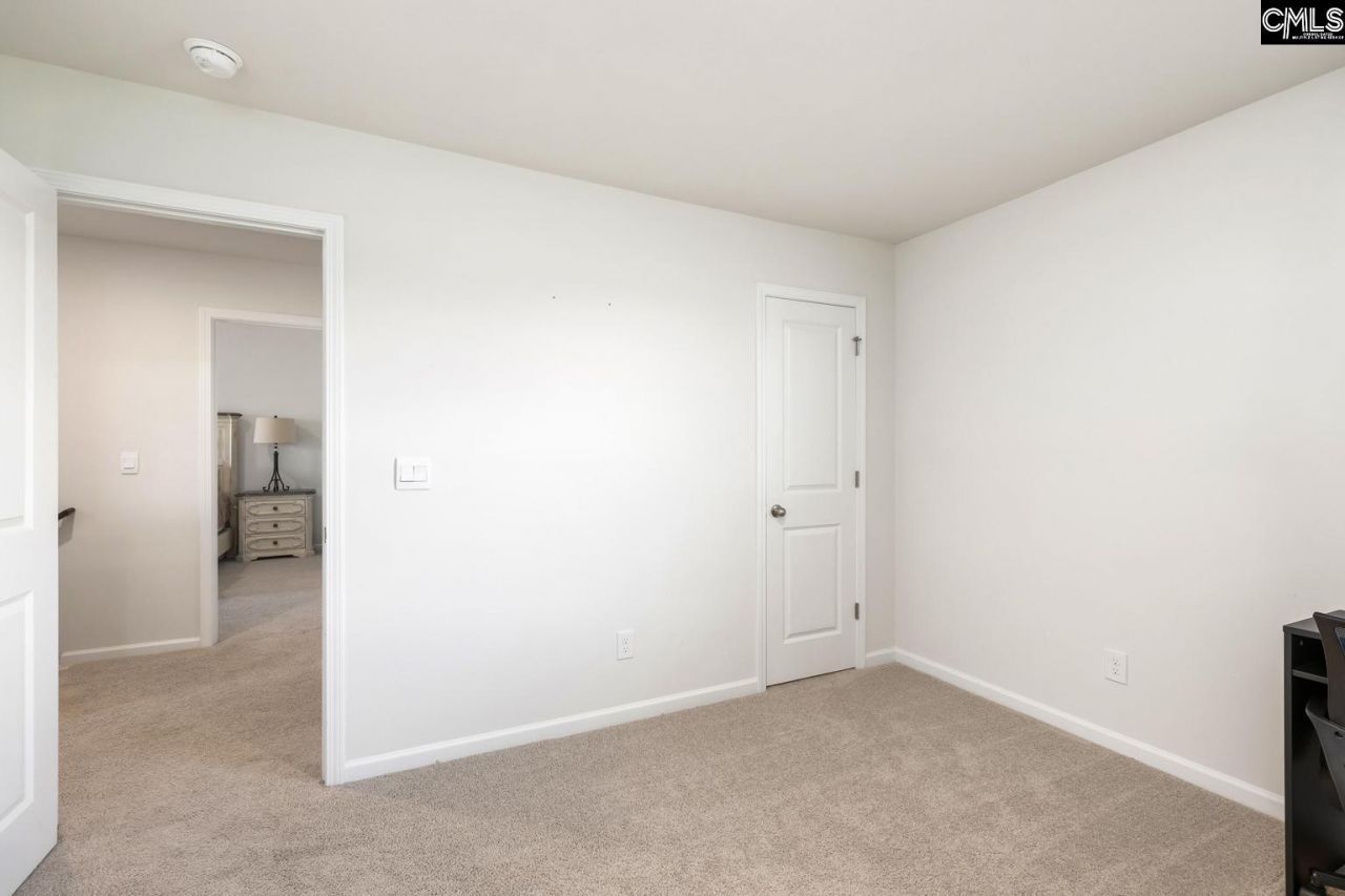 2064 Grovefield Drive Photo 17