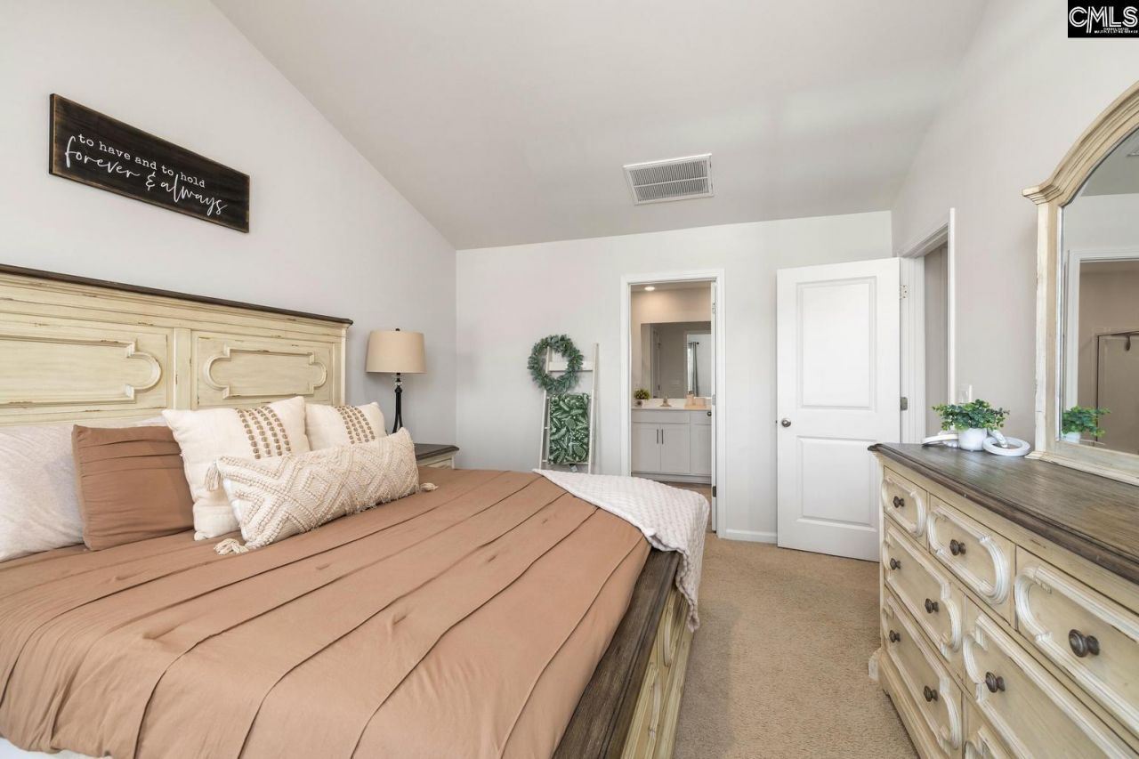 2064 Grovefield Drive Photo 23