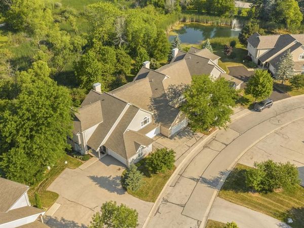 9140 W Elm COURT, Unit D, Franklin, WI 53132