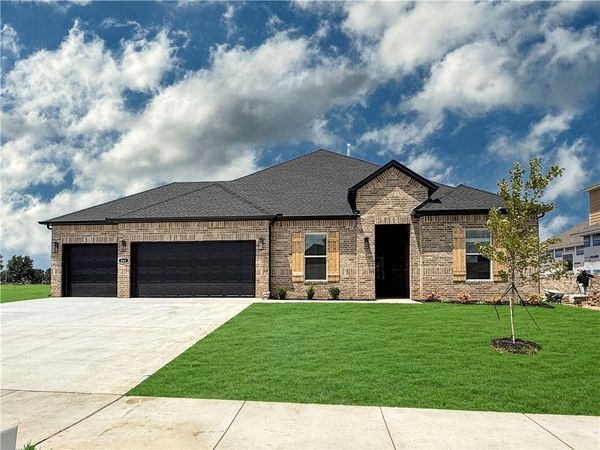 486 Renley Street , Tontitown, AR 72762