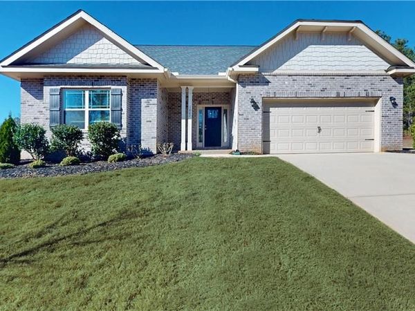 1007 Holliday Pass , Griffin, GA 30223