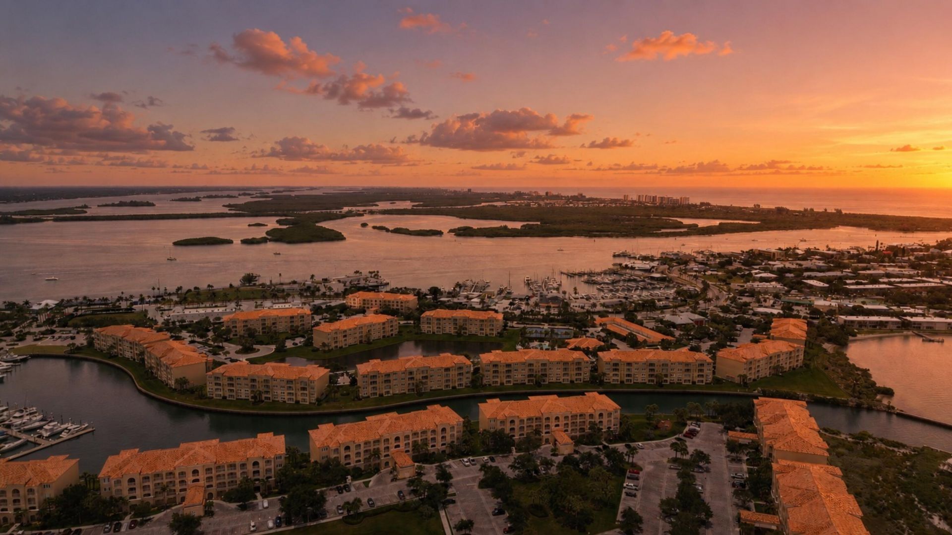 15 Harbour Isle Drive W, Unit 101, Fort Pierce, FL 34949 Photo