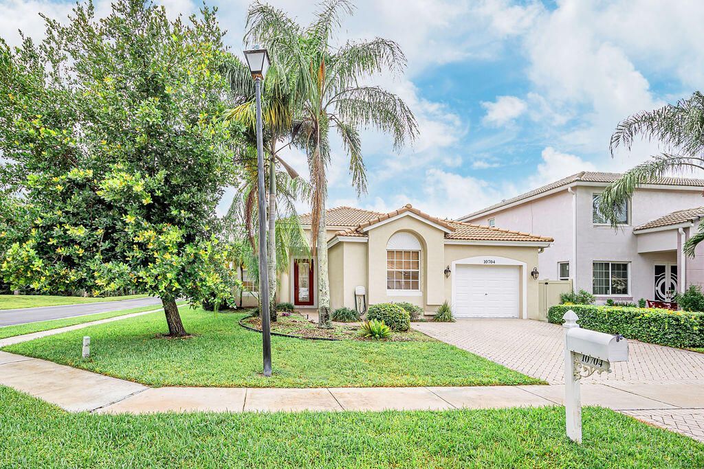 10704 Oak Bend Way, Unit 10704, Wellington, FL 33414 Photo