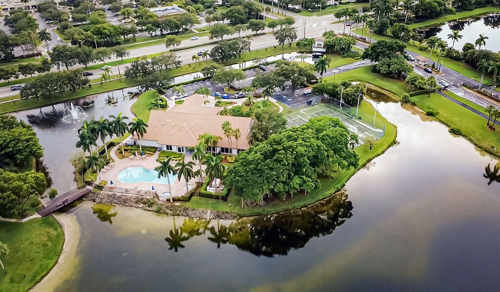 10704 Oak Bend Way, Unit 10704, Wellington, FL 33414 Photo