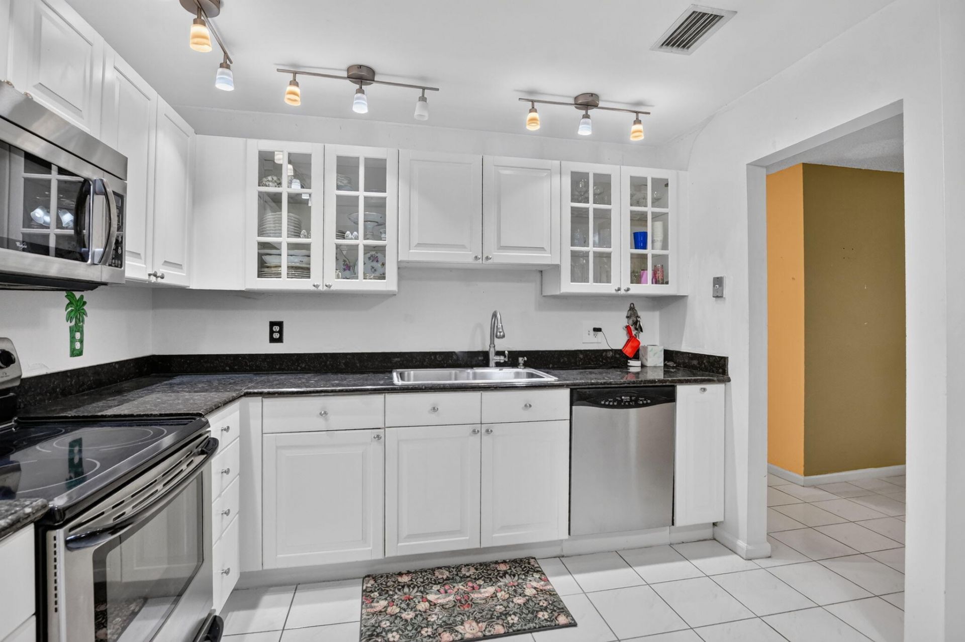 9364 Sable Ridge Circle, Unit D, Boca Raton, FL 33428 Photo