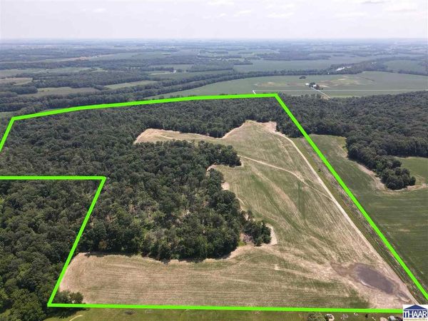W Towpath Road, Burnettsville, IN 47926