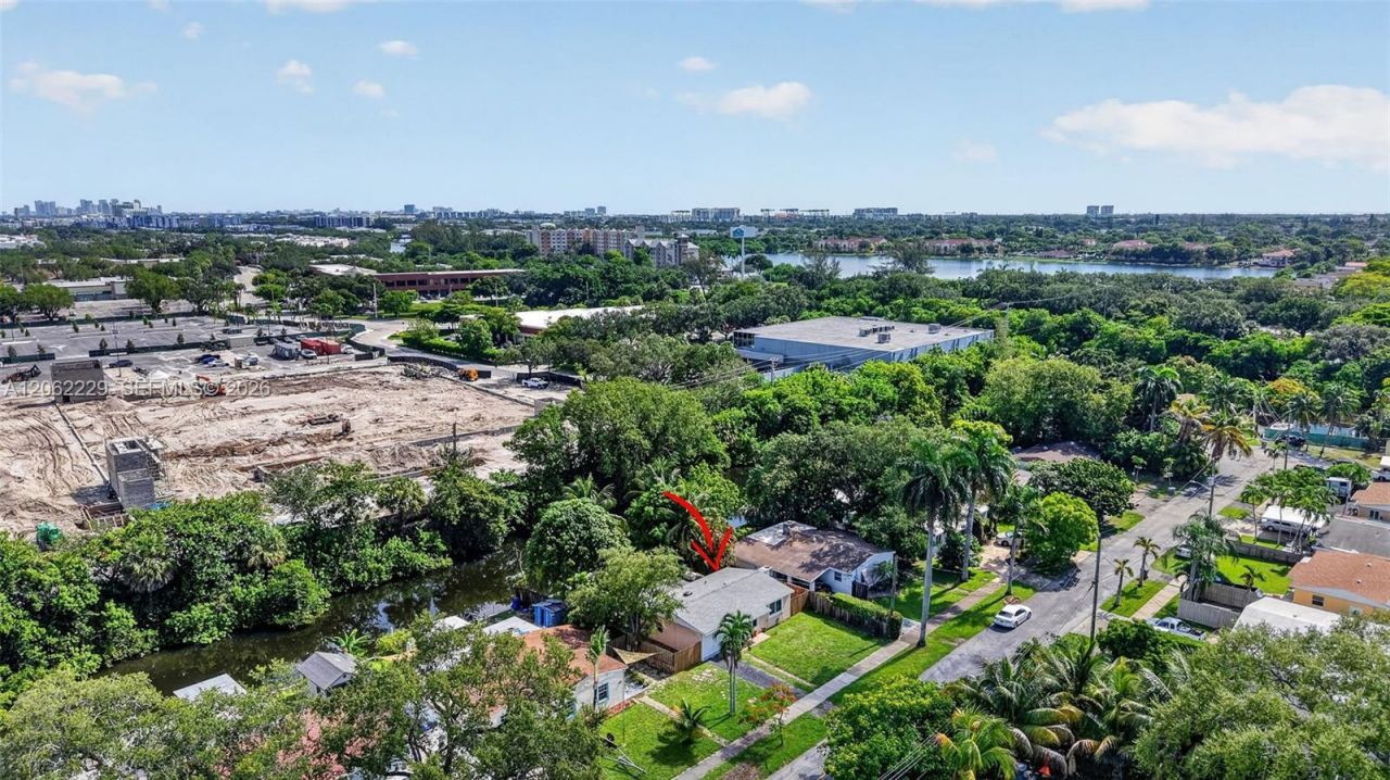 2731 Bruce Ter, Hollywood, FL 33020 Photo