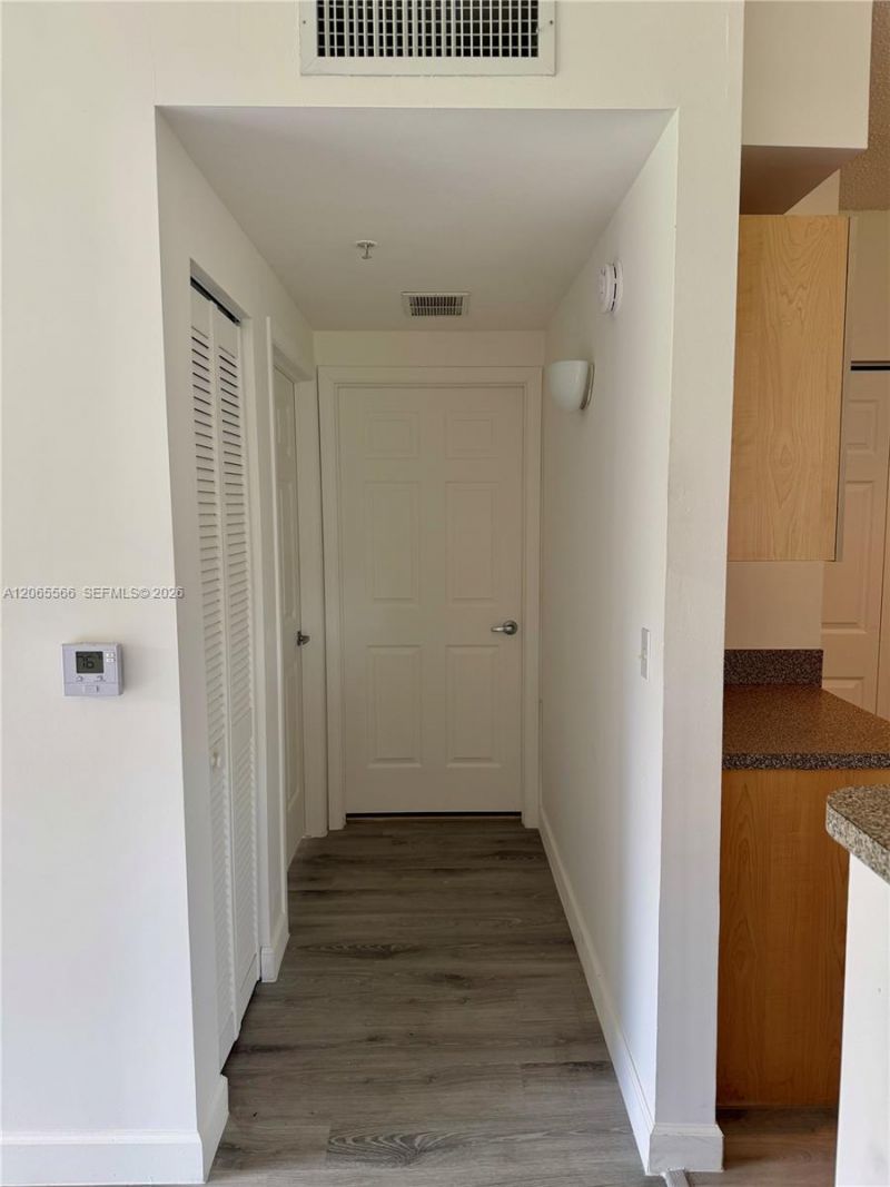 8010 N Nob Hill Rd , Unit 102, Tamarac, FL 33321 Photo