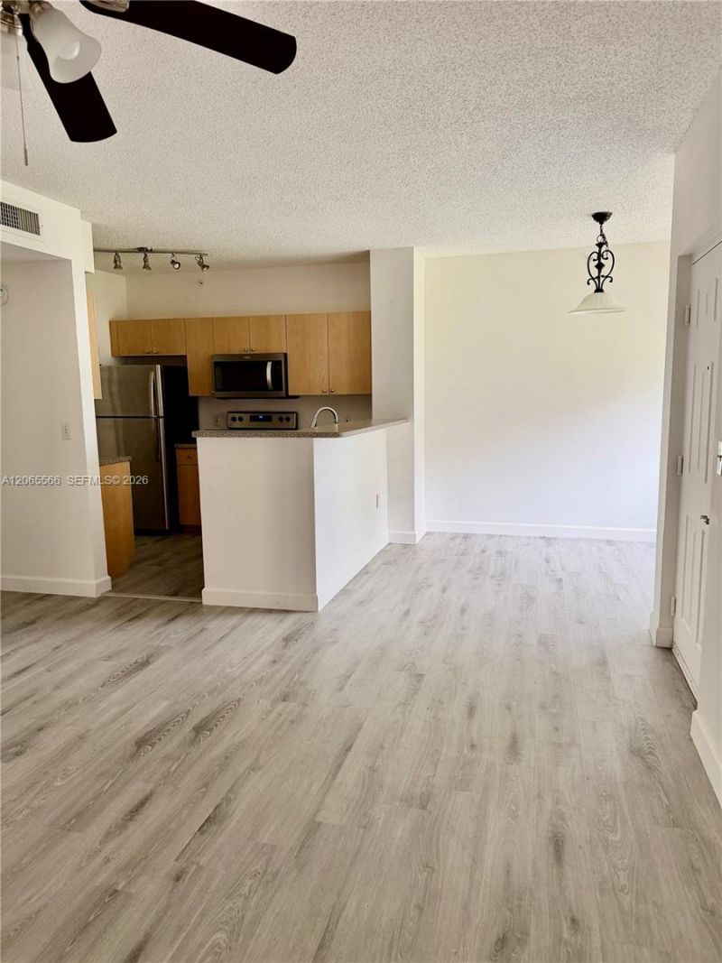 8010 N Nob Hill Rd , Unit 102, Tamarac, FL 33321 Photo
