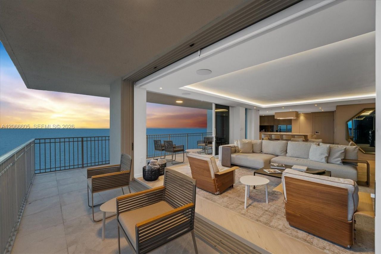 881 Ocean Dr , Unit 11H, Key Biscayne, FL 33149 Photo