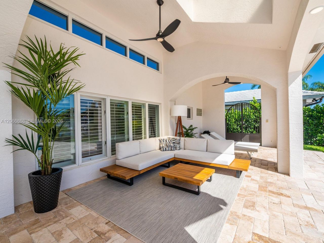 2118 NE 15th St , Fort Lauderdale, FL 33304 Photo