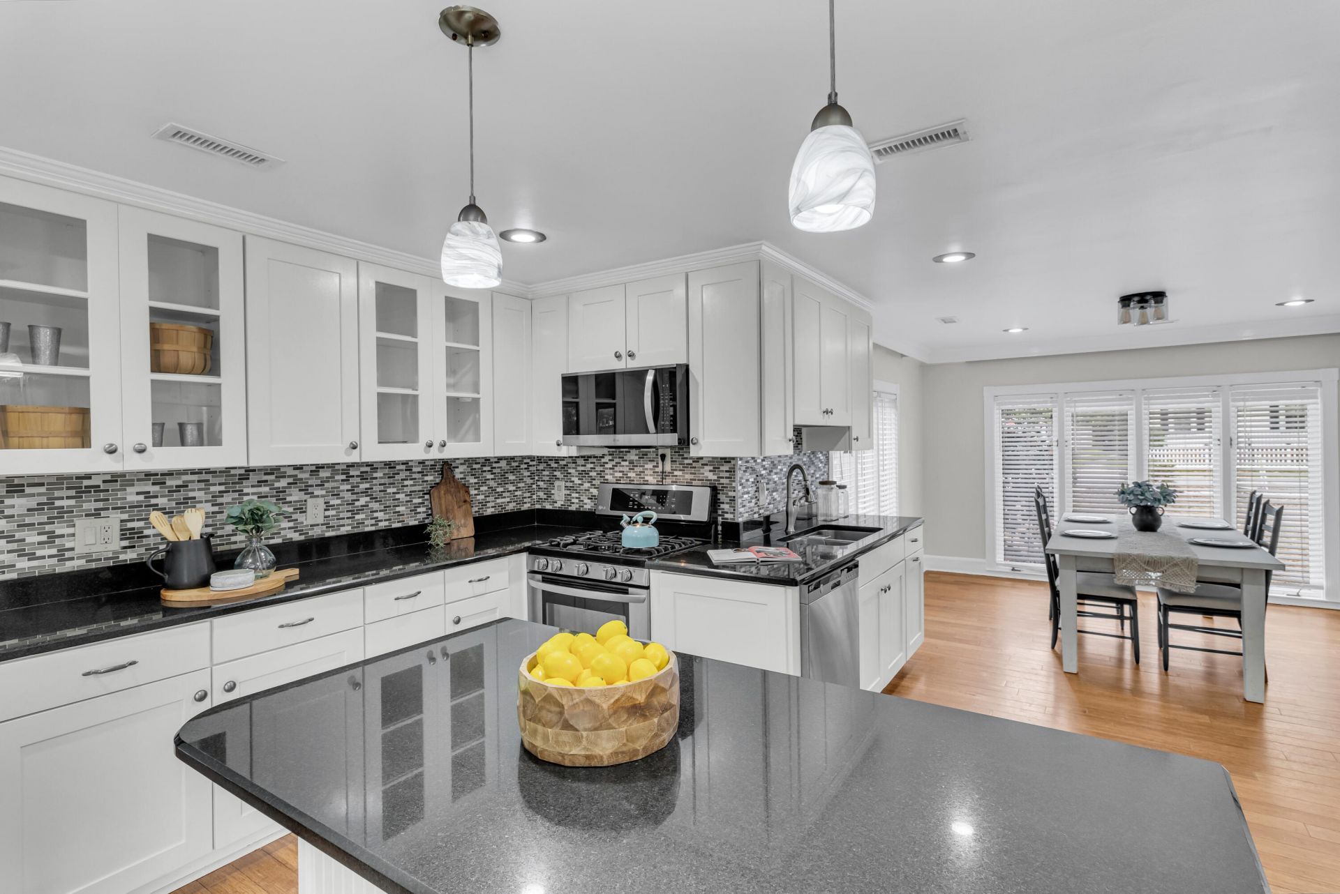 428 Carn Street Photo 10