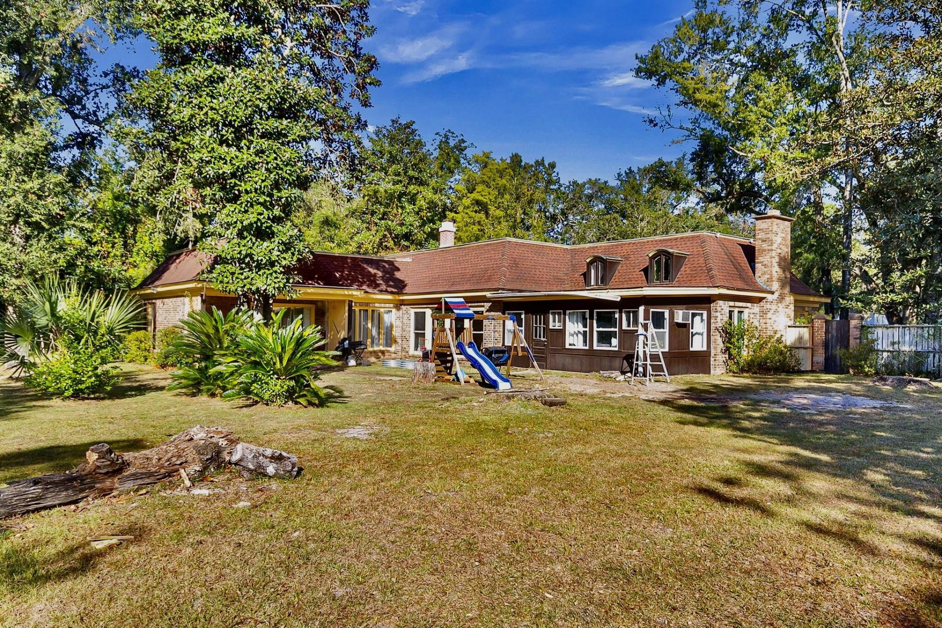 428 Carn Street Photo 27