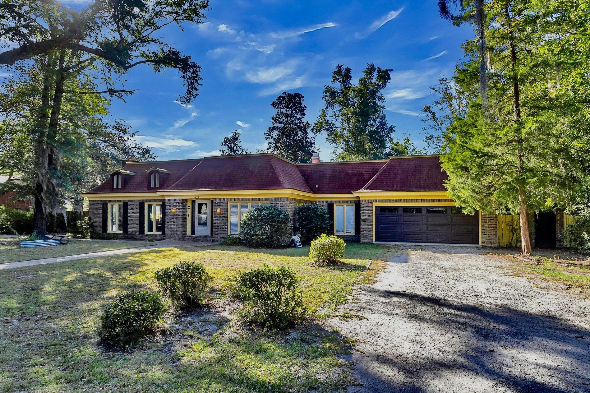428 Carn Street Photo 30