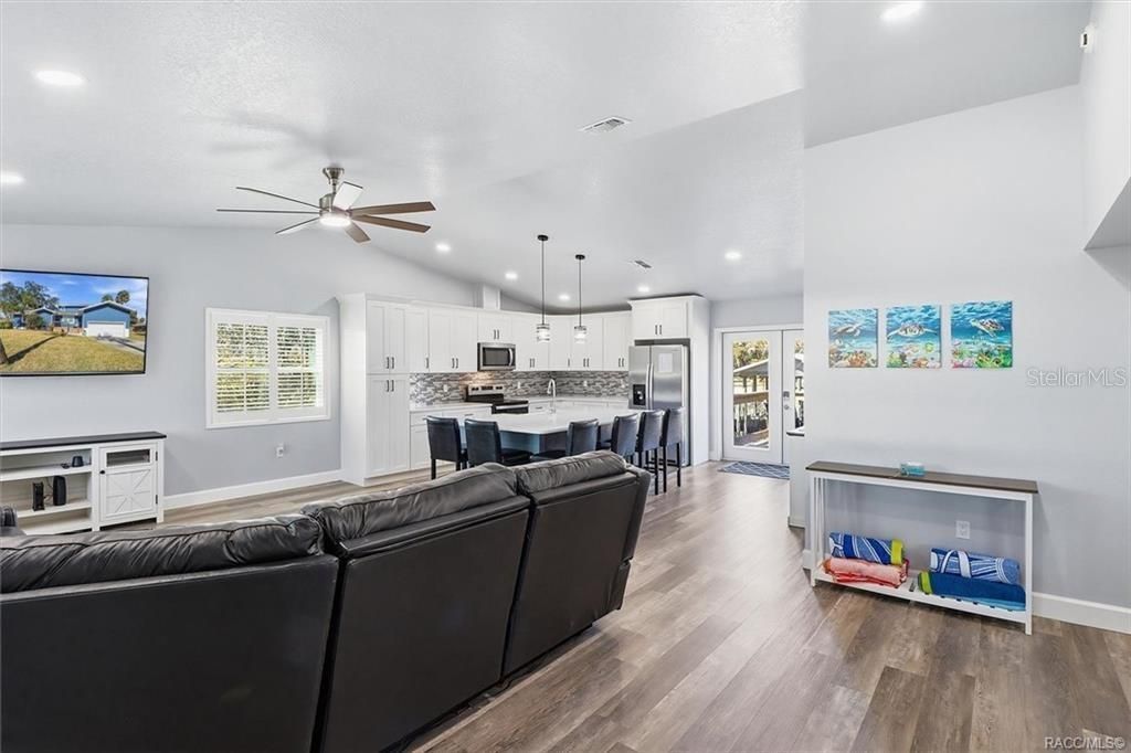 9205 W Harbor Isle Court, Crystal River, FL 34429 Photo