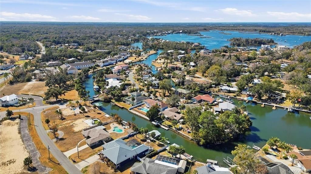 9205 W Harbor Isle Court, Crystal River, FL 34429 Photo