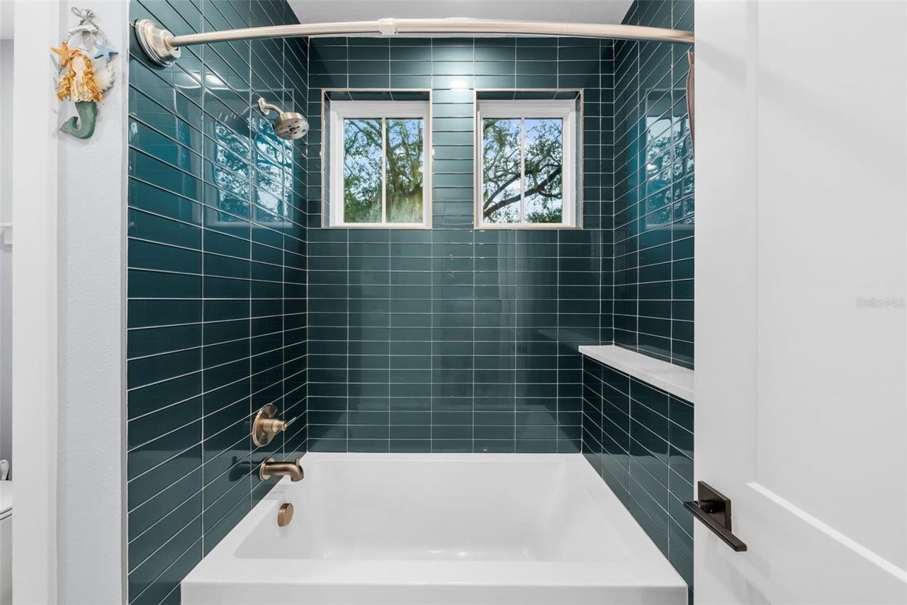 607 12th Avenue S, Saint Petersburg, FL 33701 Photo