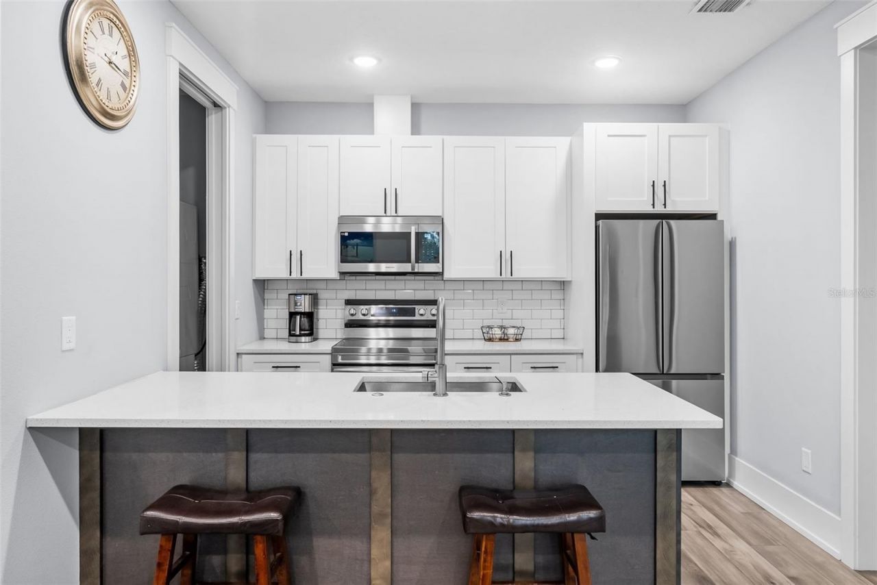 607 12th Avenue S, Saint Petersburg, FL 33701 Photo