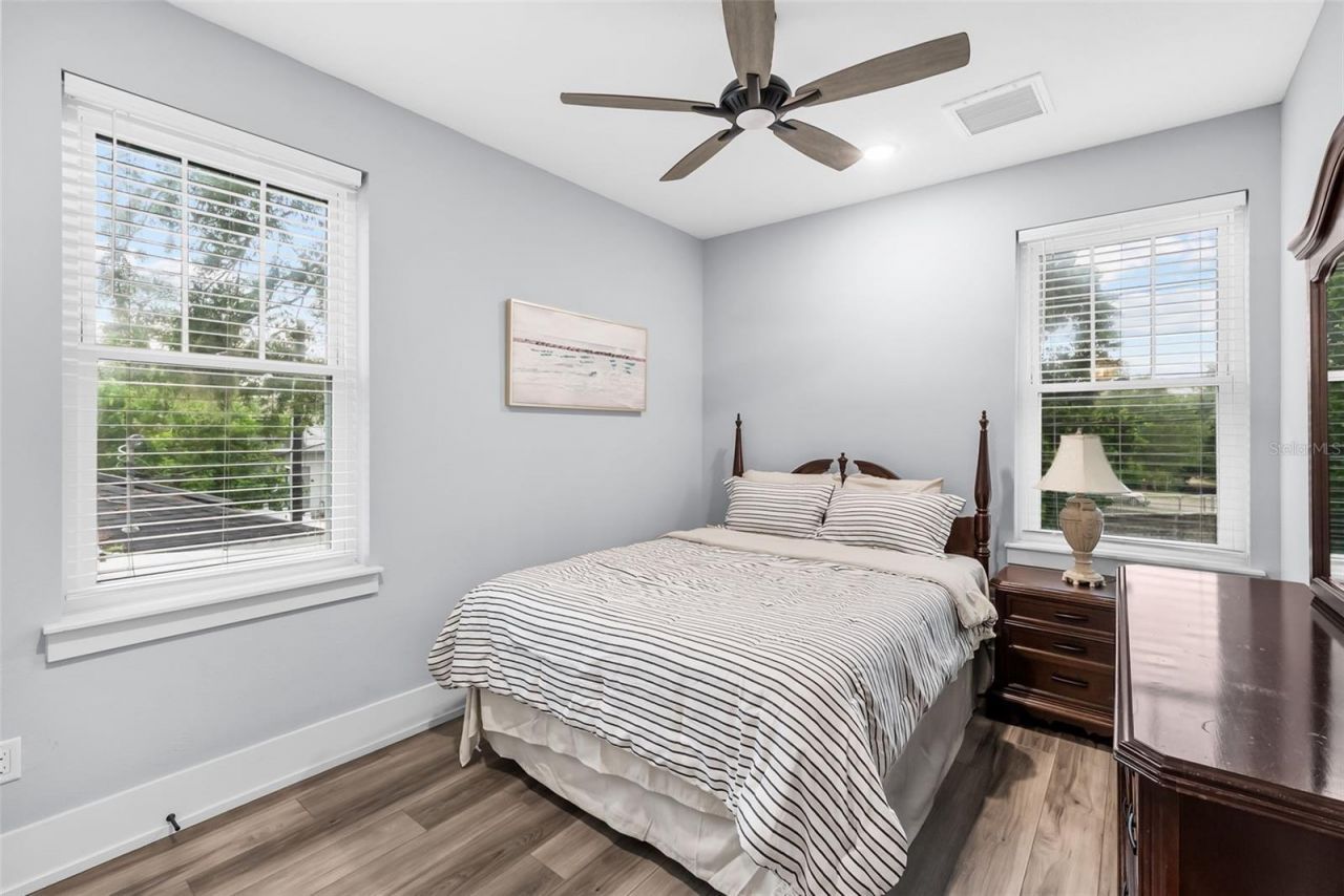 607 12th Avenue S, Saint Petersburg, FL 33701 Photo