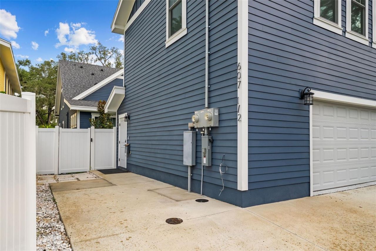607 12th Avenue S, Saint Petersburg, FL 33701 Photo