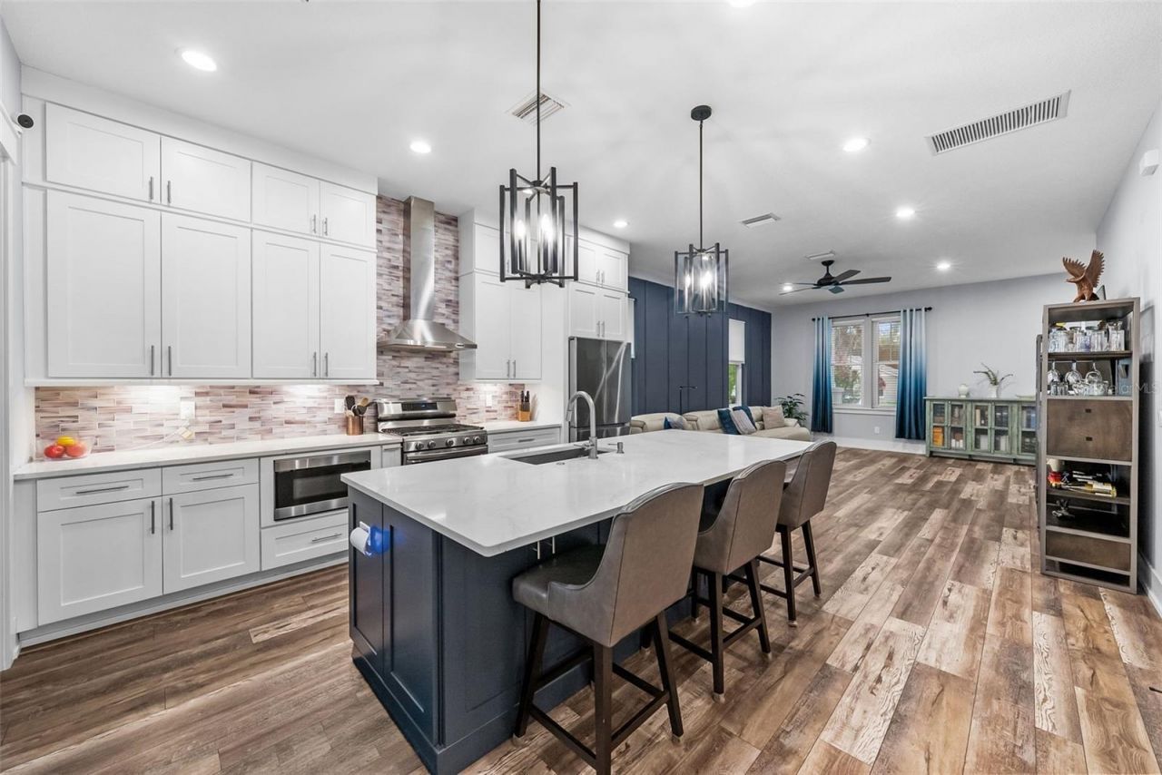 607 12th Avenue S, Saint Petersburg, FL 33701 Photo