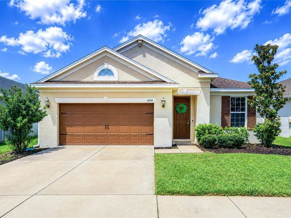 4749 ROLLING GREEN DRIVE , WESLEY CHAPEL, FL 33543