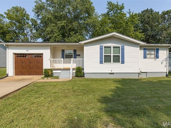 218 N Alexander Street , Farmington, MO 63640