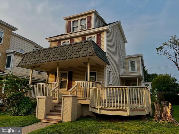 109 E MAIN STREET, Unit 2, LANSDALE, PA 19446