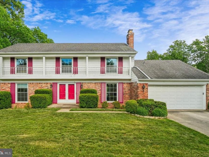11119 Lamplighter Lane , Potomac, MD 20854 Main Photo